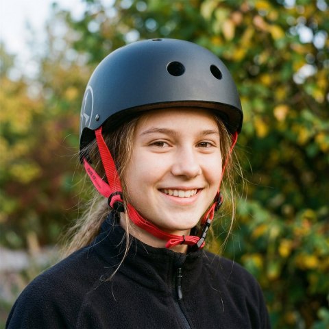 MTW001-2 KASK CZARNY S(52-56CM) NILS EXTREME